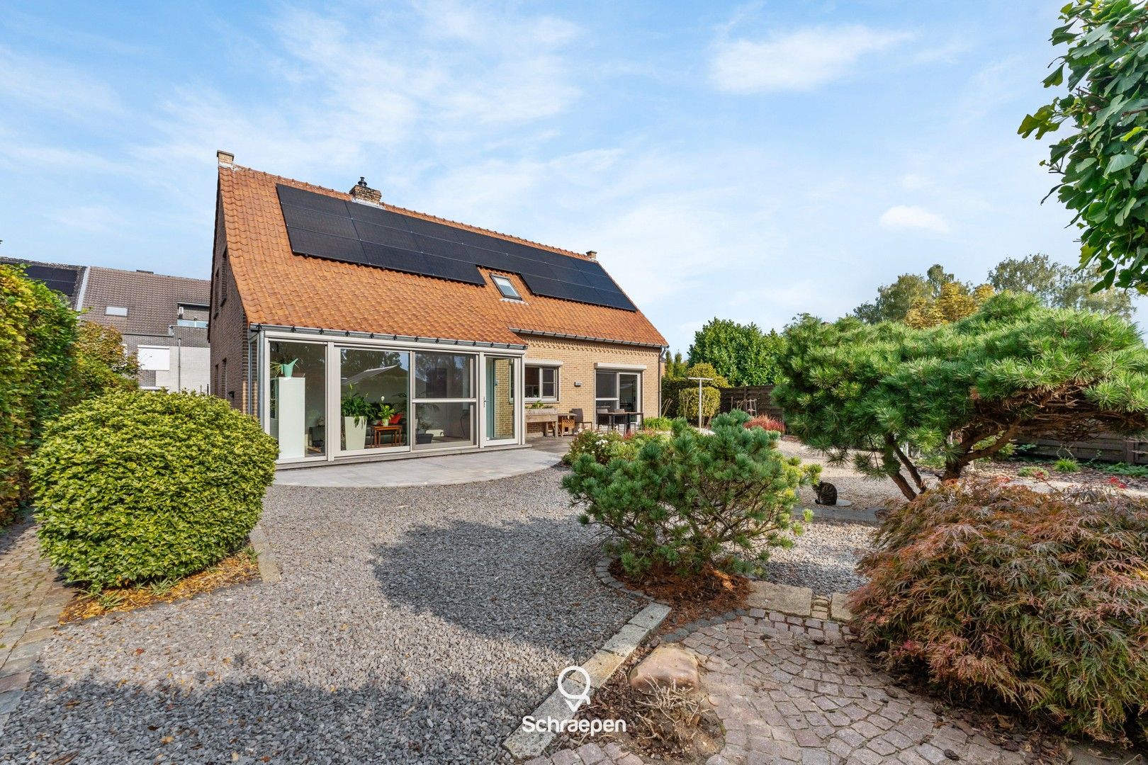 Energiezuinige gezinswoning met 3 slpks en praktijk- of kantoorruimte te Zonhoven! foto 4