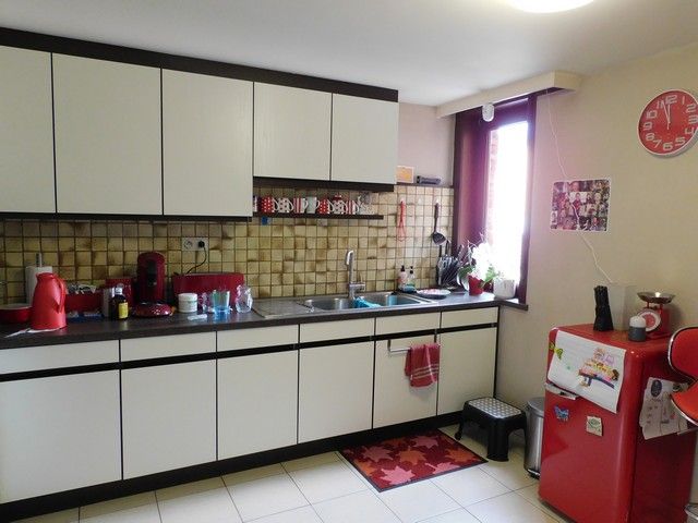 Ruime gezinswoning met tuin en garage foto 6
