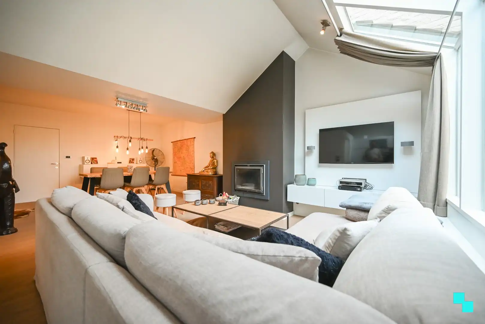 Prachtige woning met vier slaapkamers nabij centrum Izegem foto 6