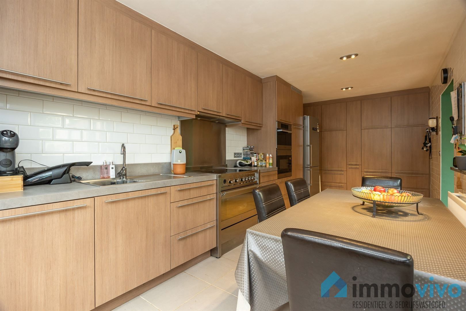 Ruime herenwoning met 5 slaapkamers en praktijkmogelijkheid in hart van Edegem foto 11