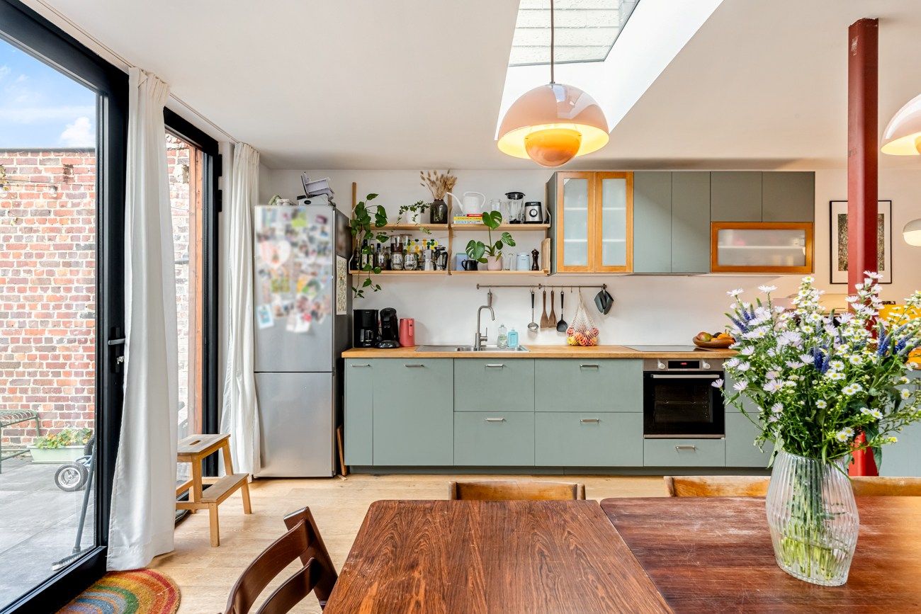 Instapklare charmante woning met 4 slaapkamers en tuin in Gent foto 7