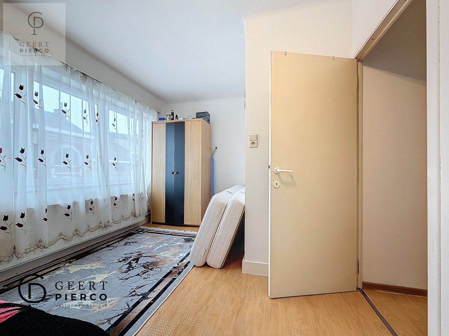 Statig Art Deco-pand met investeringspotentieel te Landen foto 14