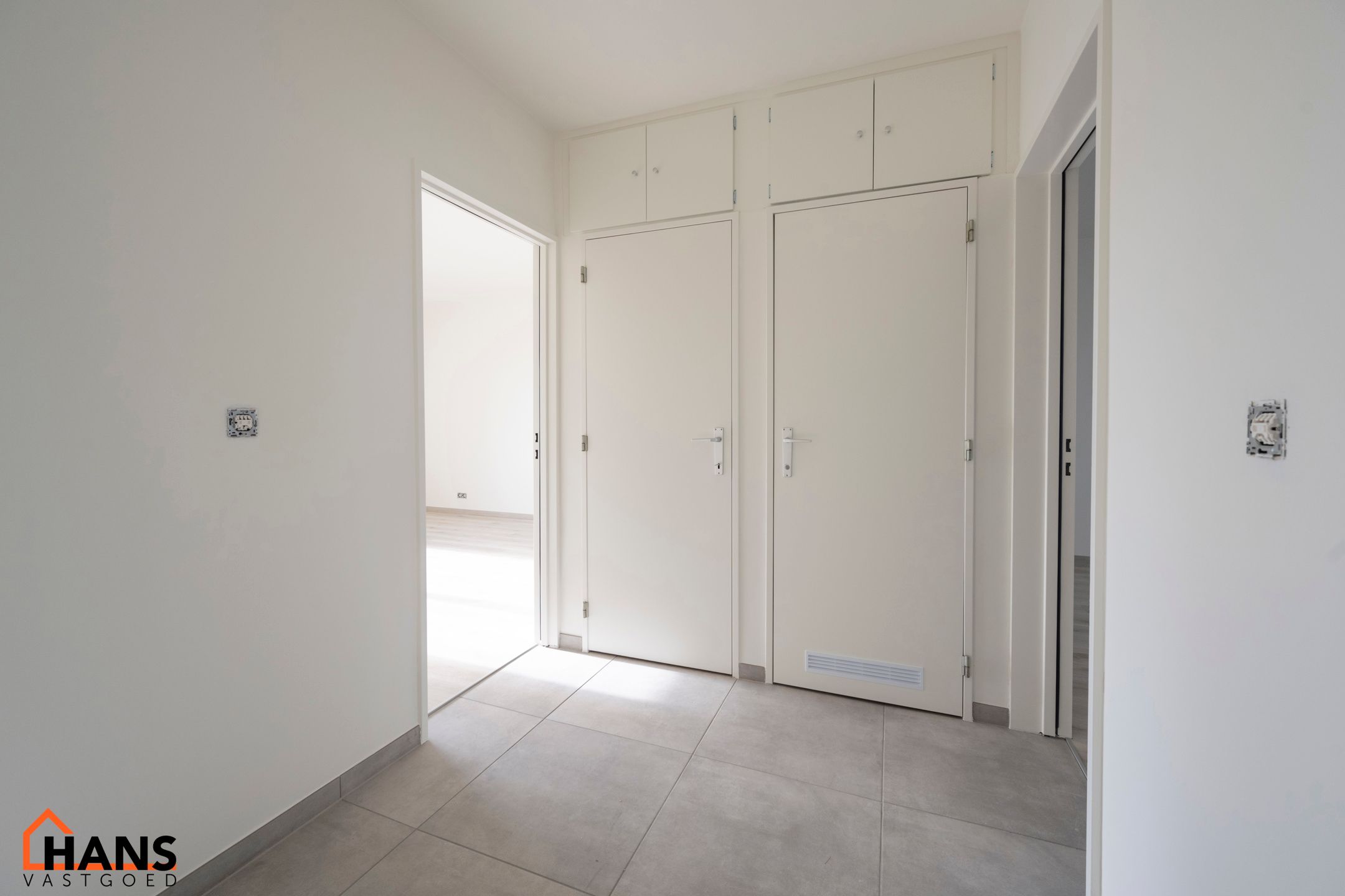 Gerenoveerd appartement met garagebox. foto 6