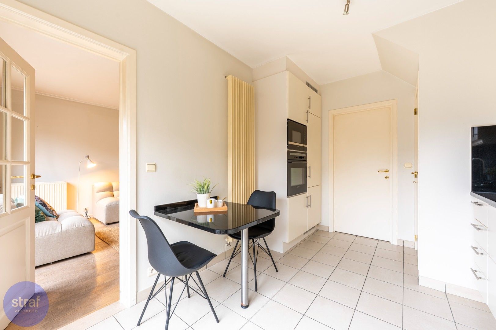 Prachtige woning met veel ruimte foto 7