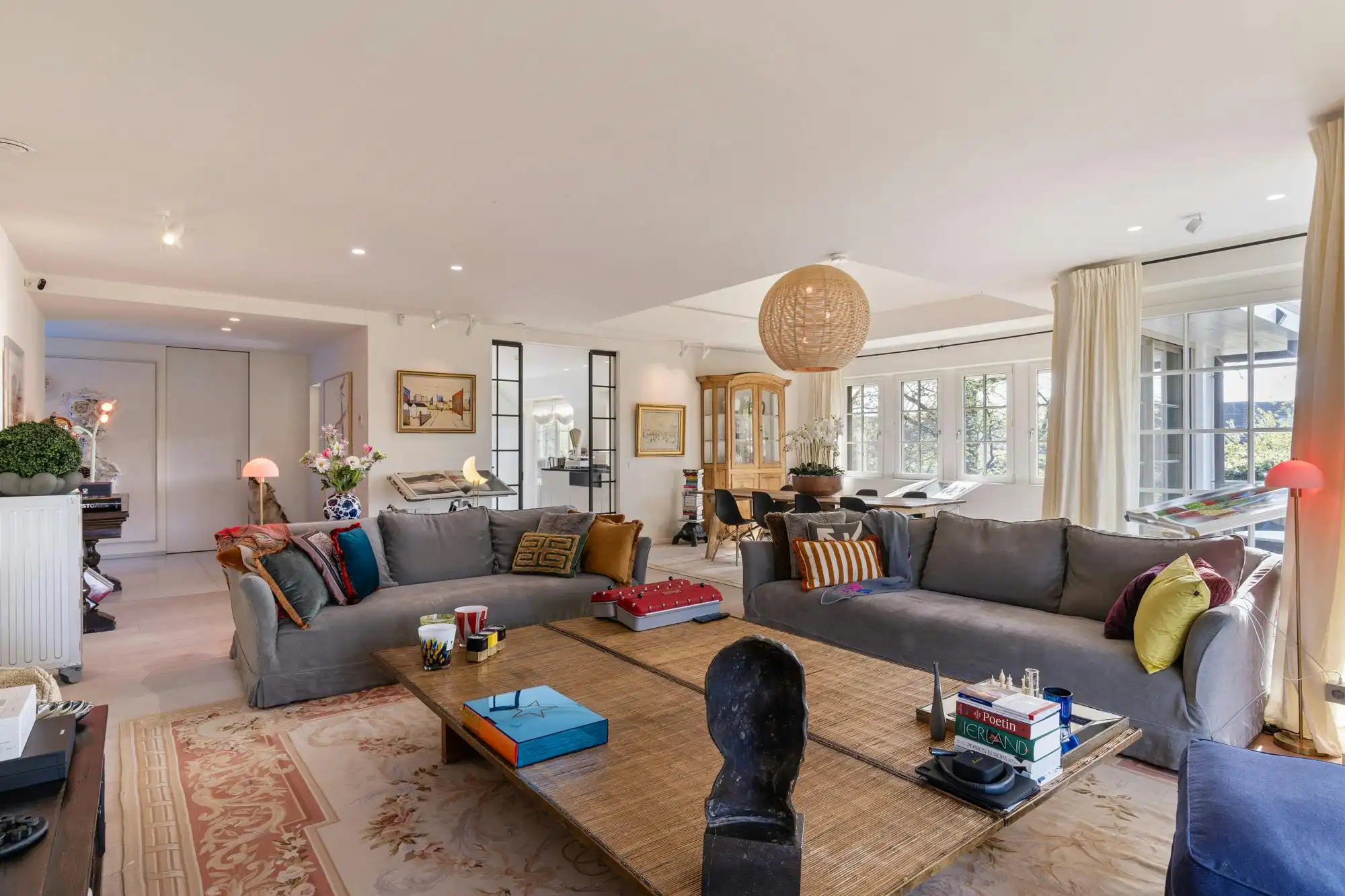 Villa-appartement gelegen aan de Zandberg te Heusden  foto {{pictureIndex}}