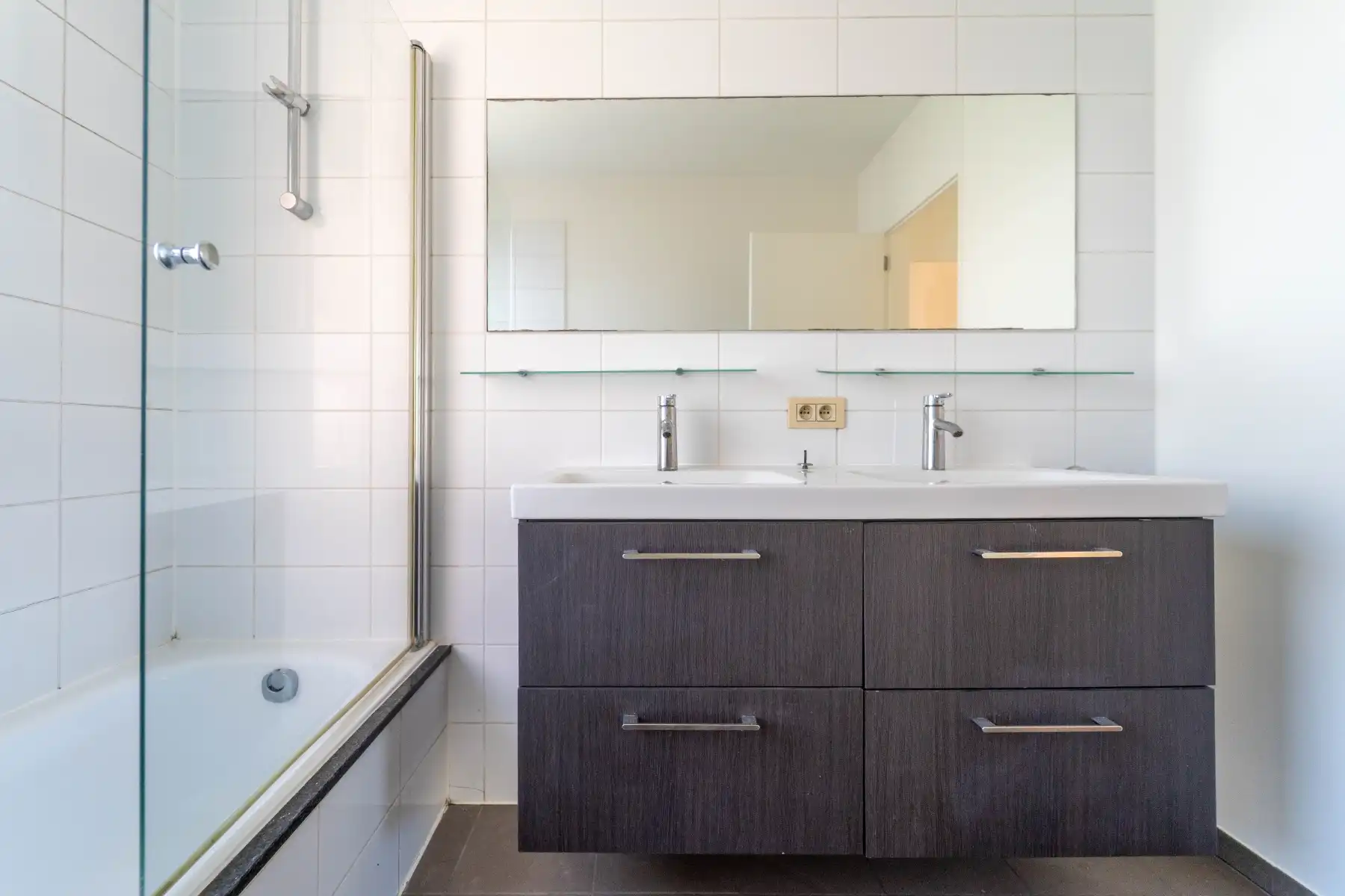 Gerenoveerd appartement met zuidgericht terras op toplocatie vlakbij Gent-Sint-Pietersstation. foto 22