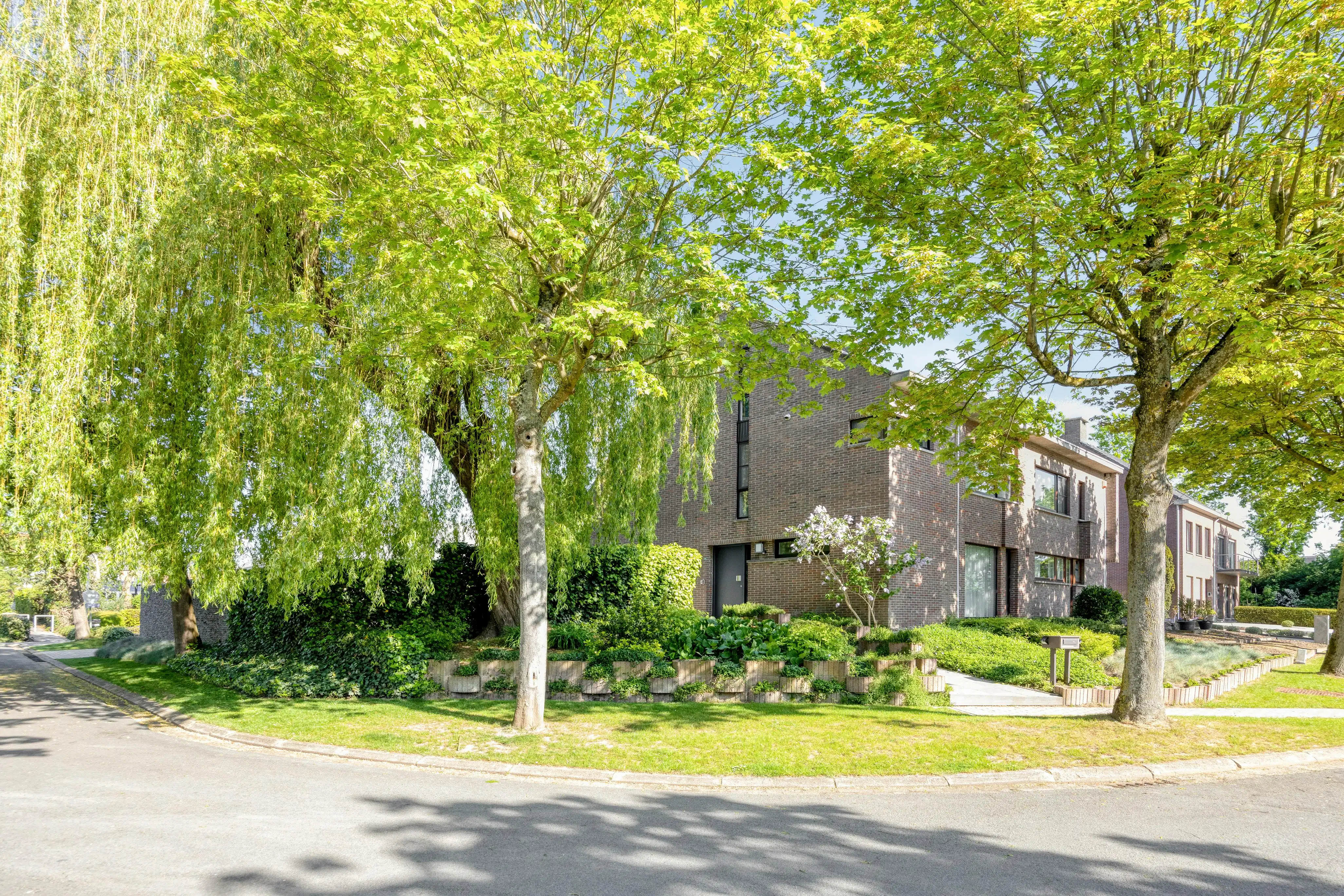 Ruime halfopen bebouwing te koop in Kruibeke foto 2