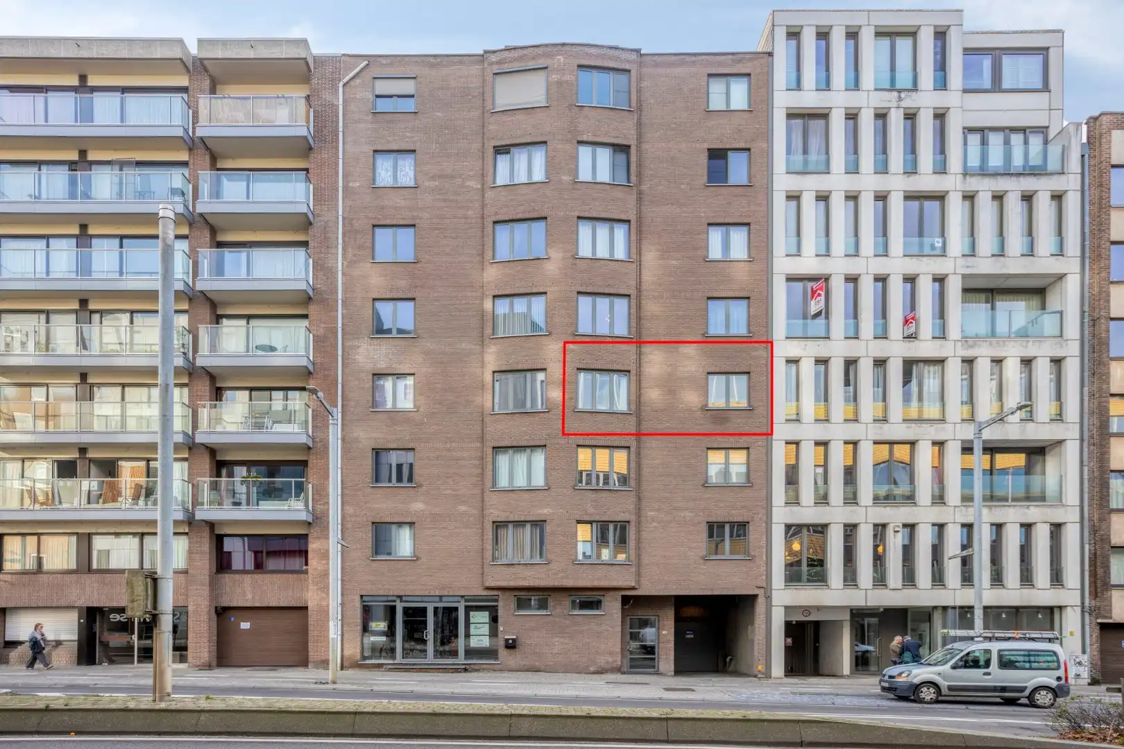 Appartement met 2 slaapkamers, ruim terras en garagebox in Leuven! – EPC 92 kWh/m² – bewoonbare opp. 94m²  foto 2
