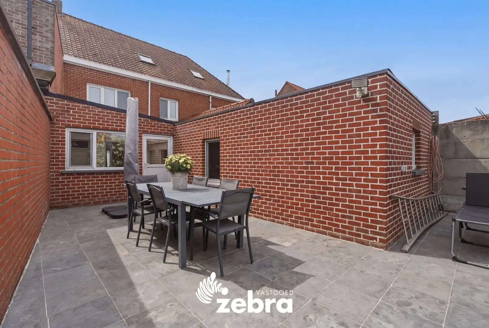 Instapklare gezinswoning met 3 slaapkamers en tuin in Waregem! foto 23