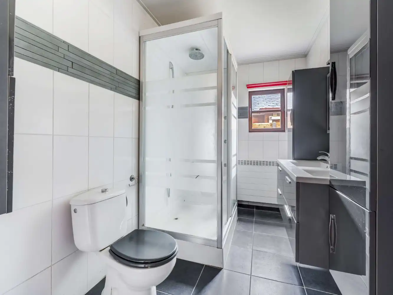 Toffe open bebouwing met 3 à 4 slpk., dubbele garage en tuin foto 16