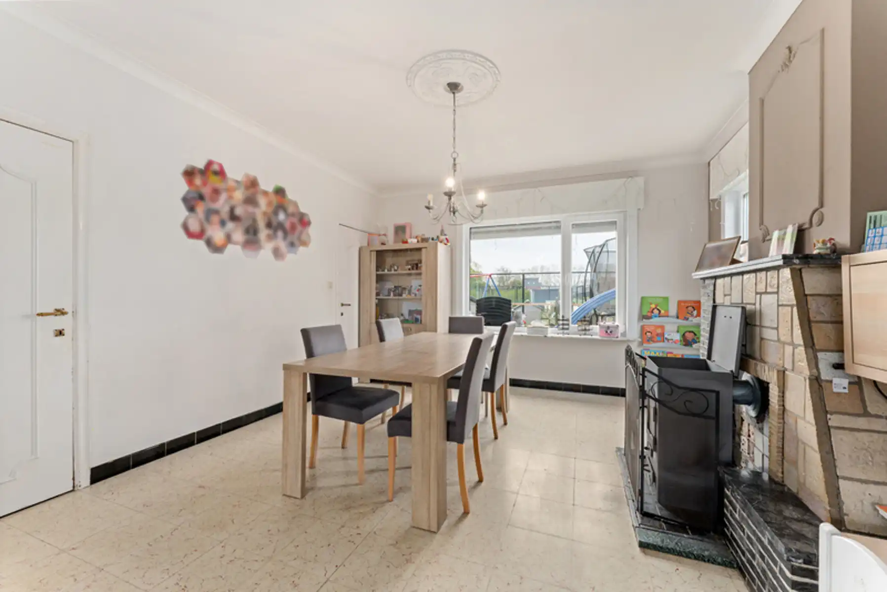 Rustig gelegen alleenstaande woning met tuin en garage. foto 10