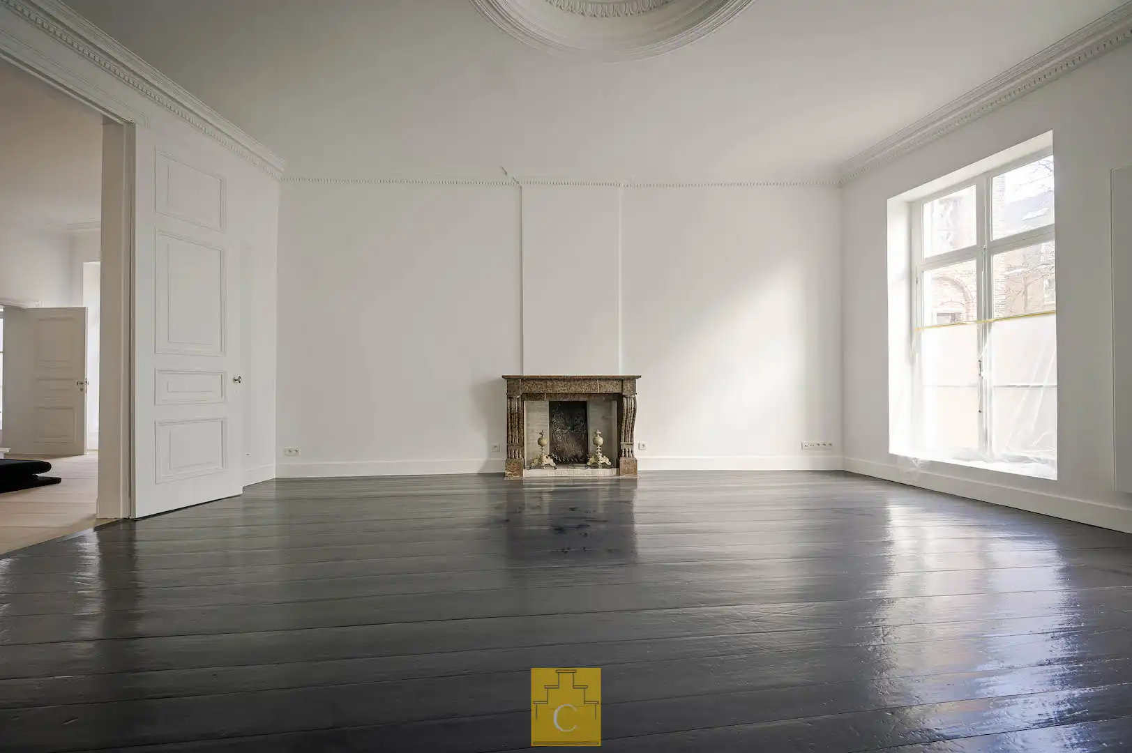 2 ruime kantoorruimtes met hoge plafonds in charmant herenhuis foto 4