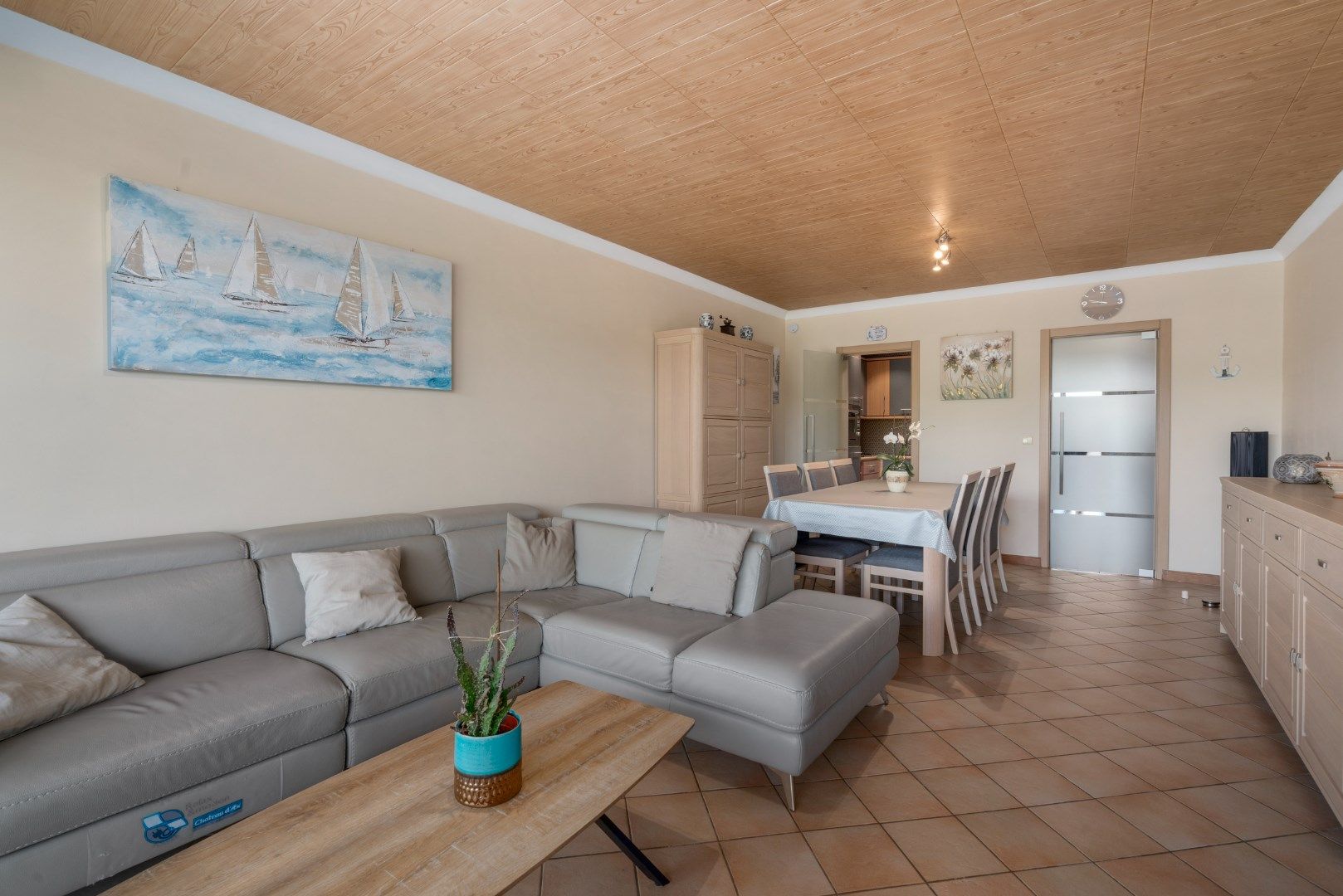 Verzorgd 2-slaapkamerappartement met open duinzicht en zeer gunstig EPC! foto 3