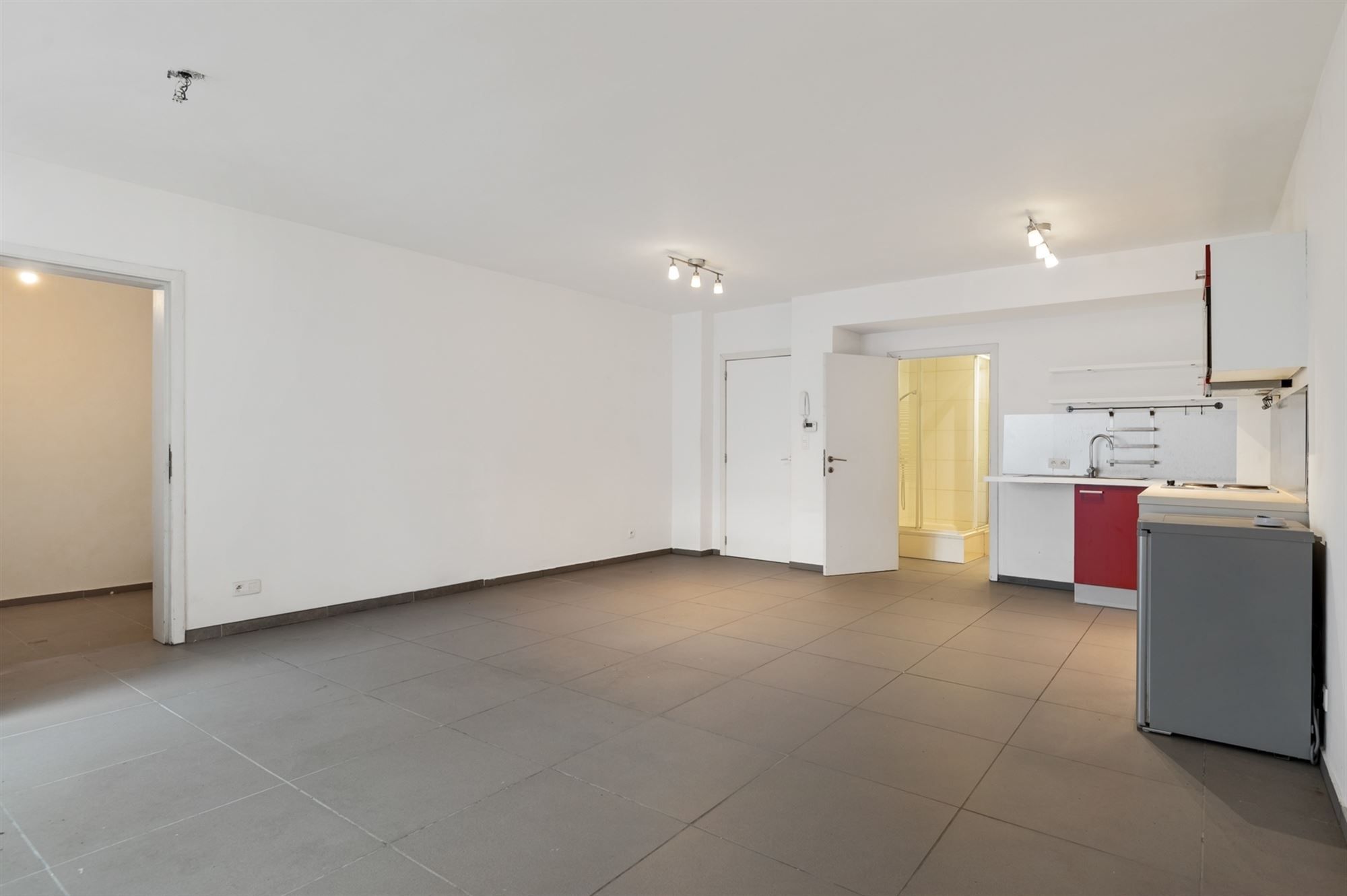 Gelijkvloers appartement met ruim terras foto 7