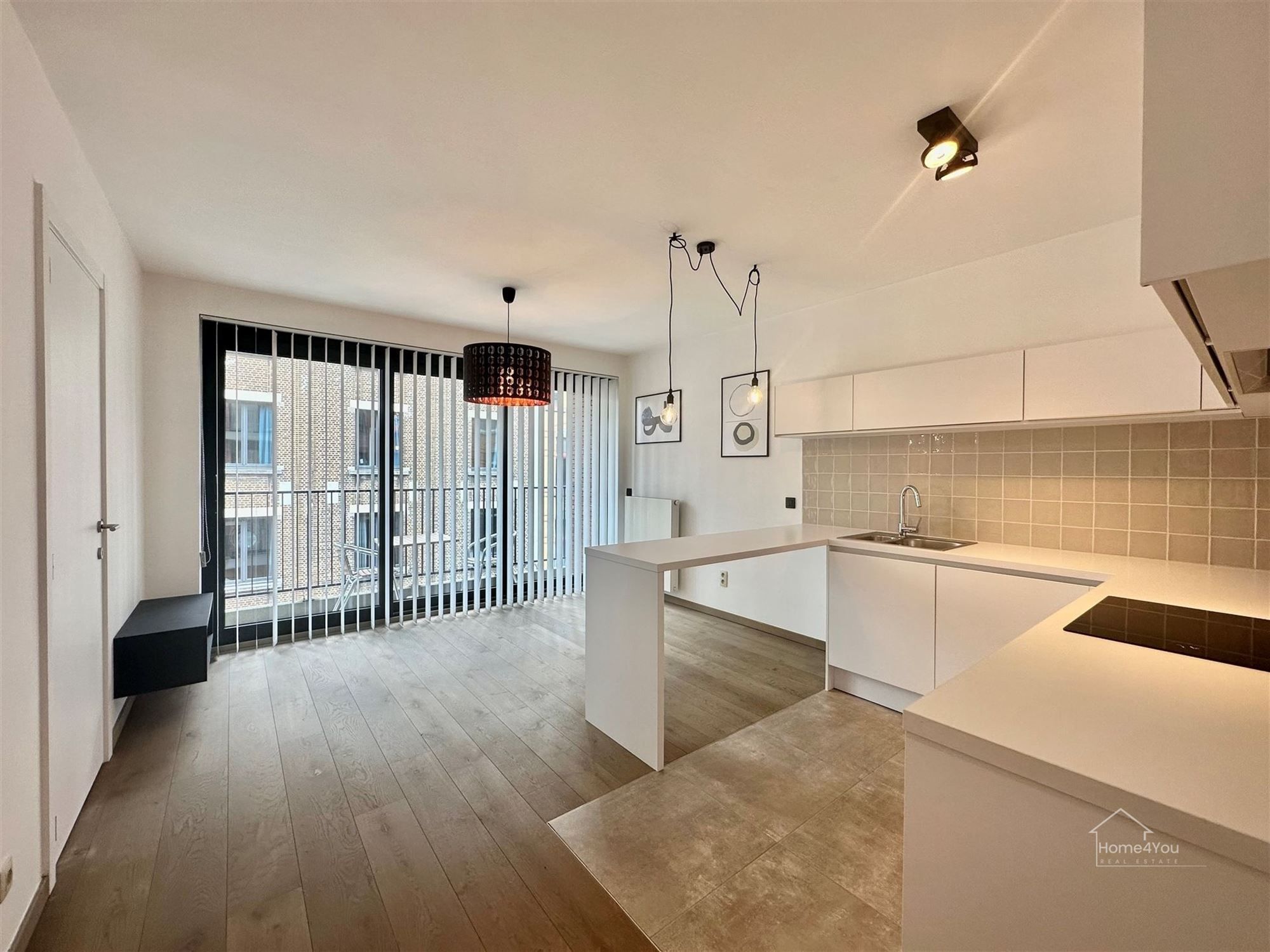 Modern en instapklaar appartement met 1 slaapkamer en terras foto 2