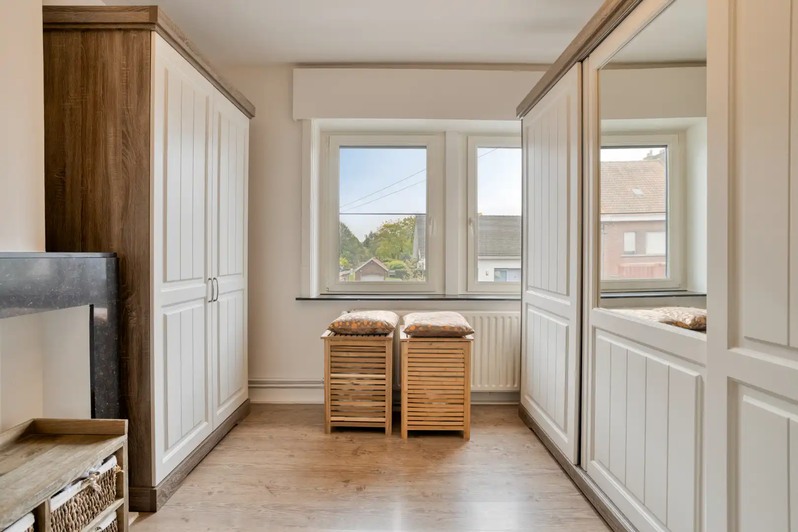 Zeer ruime gerenoveerde woning met 3 à 4 slaapkamers en garage! foto 13
