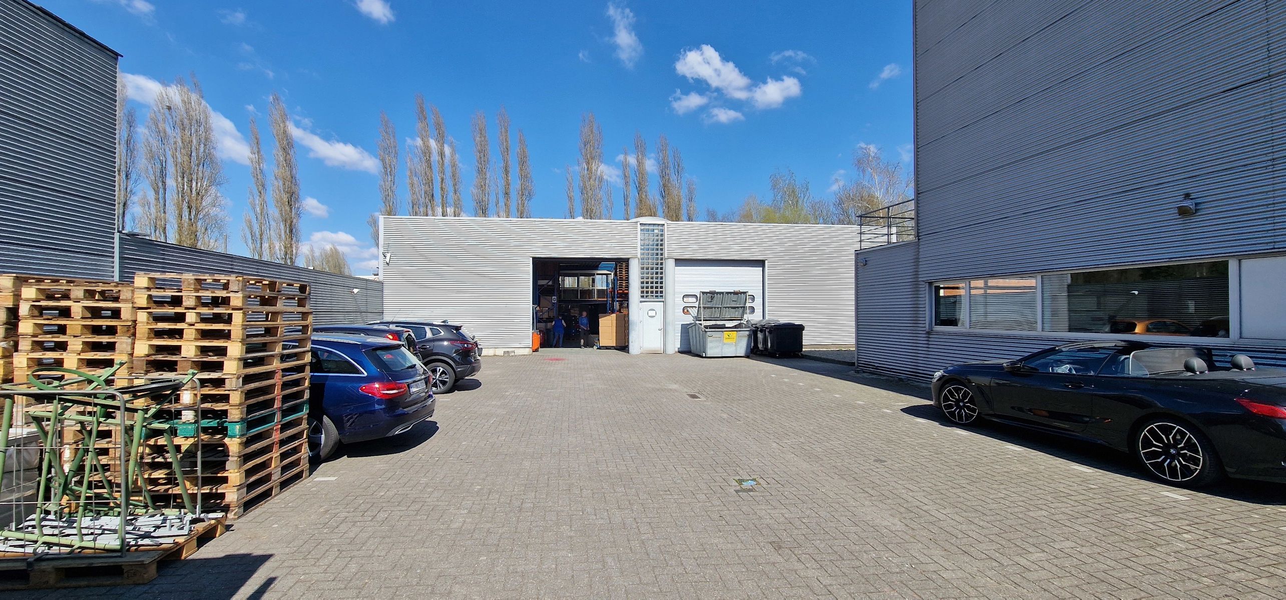 Grote magazijnruimte/atelier met kantoor te koop in Deurne  foto 93
