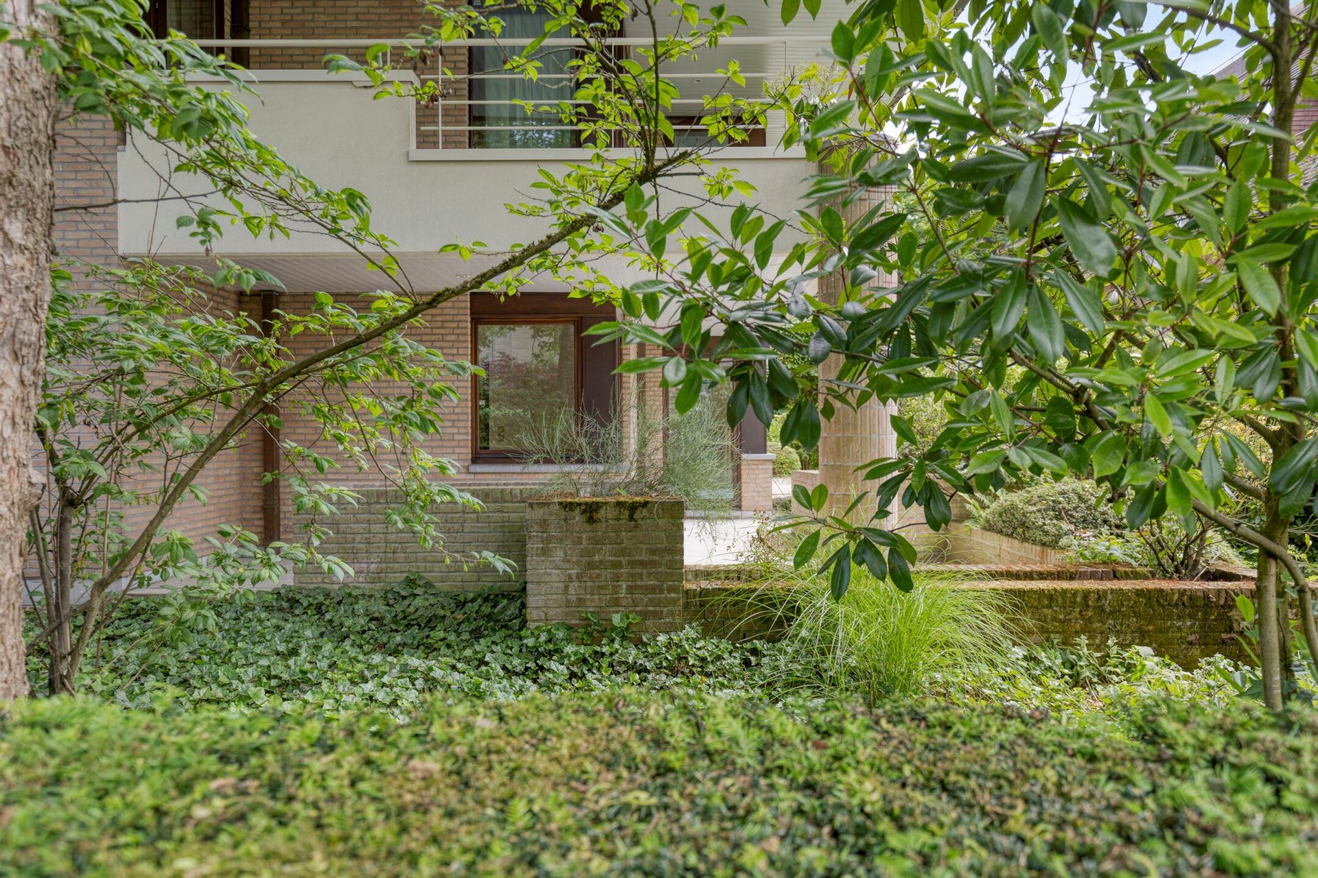 Exclusief gelegen villa-appartement in Ukkel, te Fort Jaco foto 3