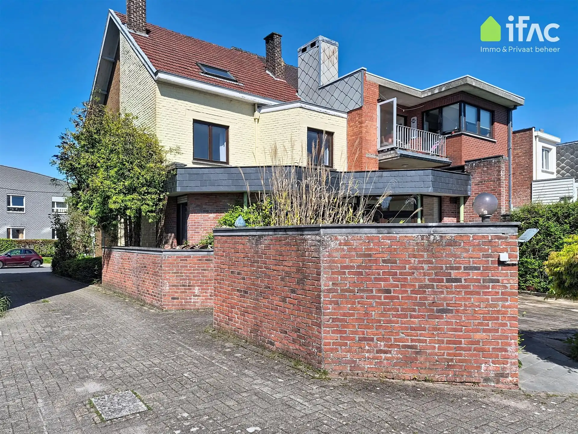 Stevige 3-gevel, 5 slpks, dubbele garage, centrum, ±17are foto 43