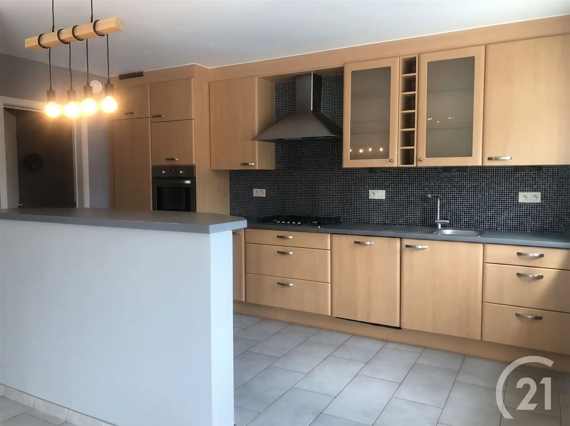 Ruime woning te huur in Begijnendijk! foto 6