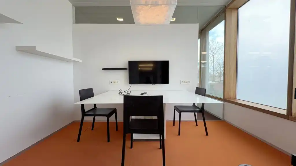 Modern kantoorgebouw te koop nabij oprit R4 in Gent foto 5