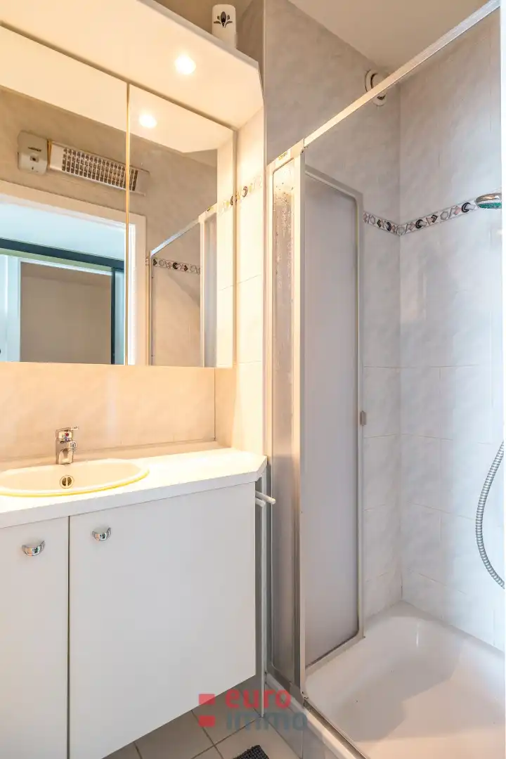 Studio met slaaphoek op een wel zéér exclusieve hoogte! foto 12