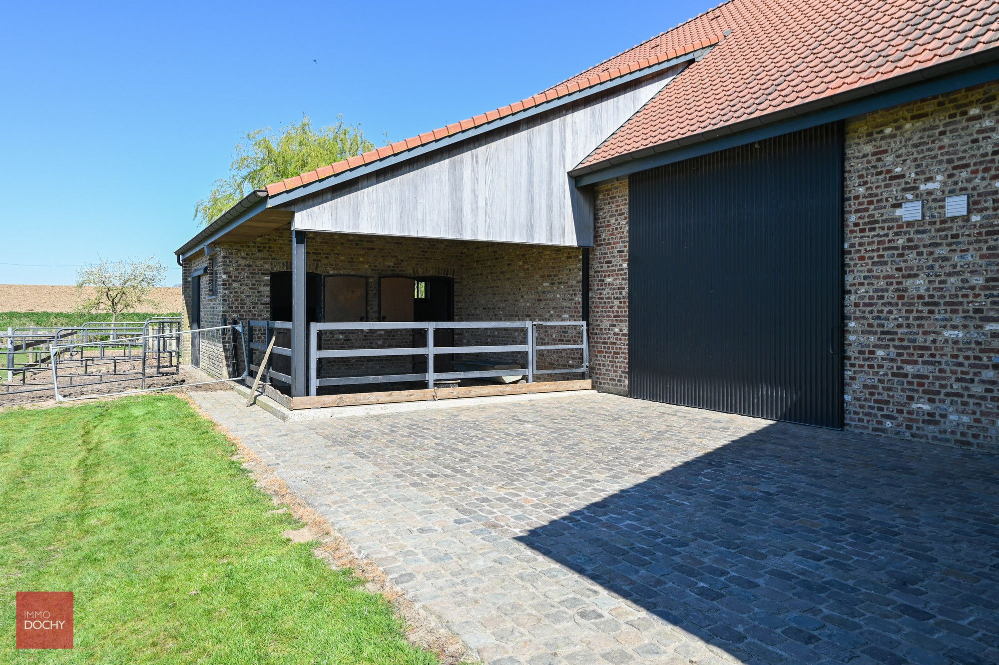 Landelijk en rustig gelegen hoeve met vakantiewoning foto 6