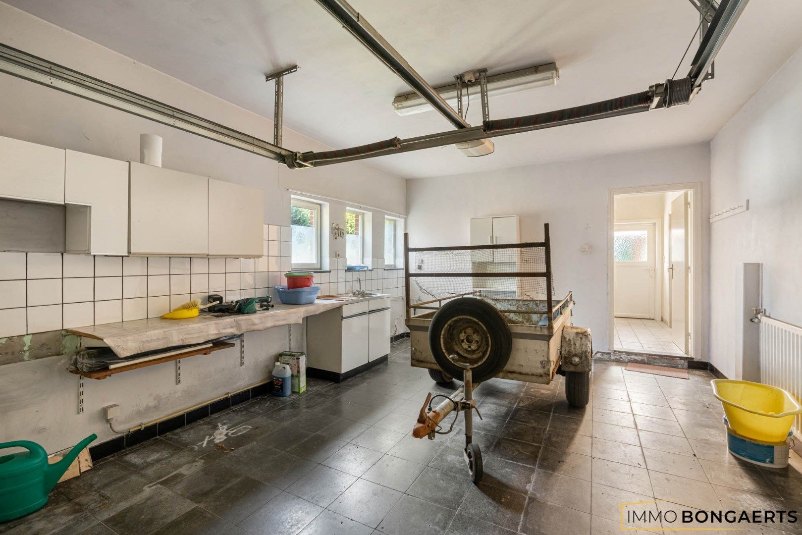 Rustig gelegen woning op een groot perceel foto 15