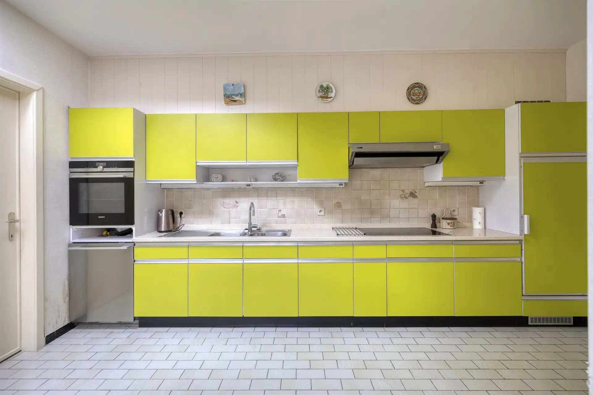 Woning met 3 slaapkamers, tuin en garage.  foto 7