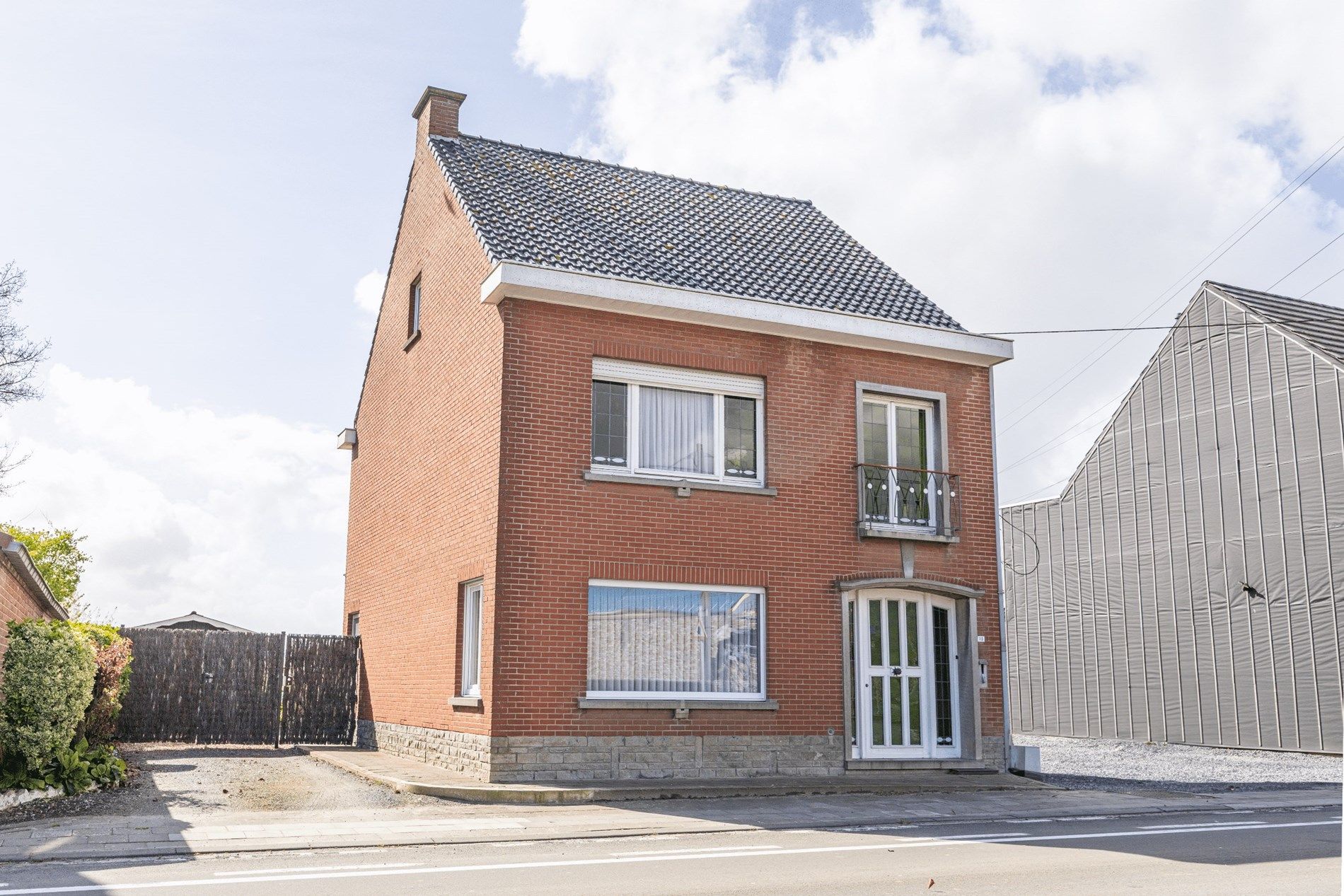 CHARMANT TE RENOVEREN WONING MET LANDELIJK VERZICHT foto 1