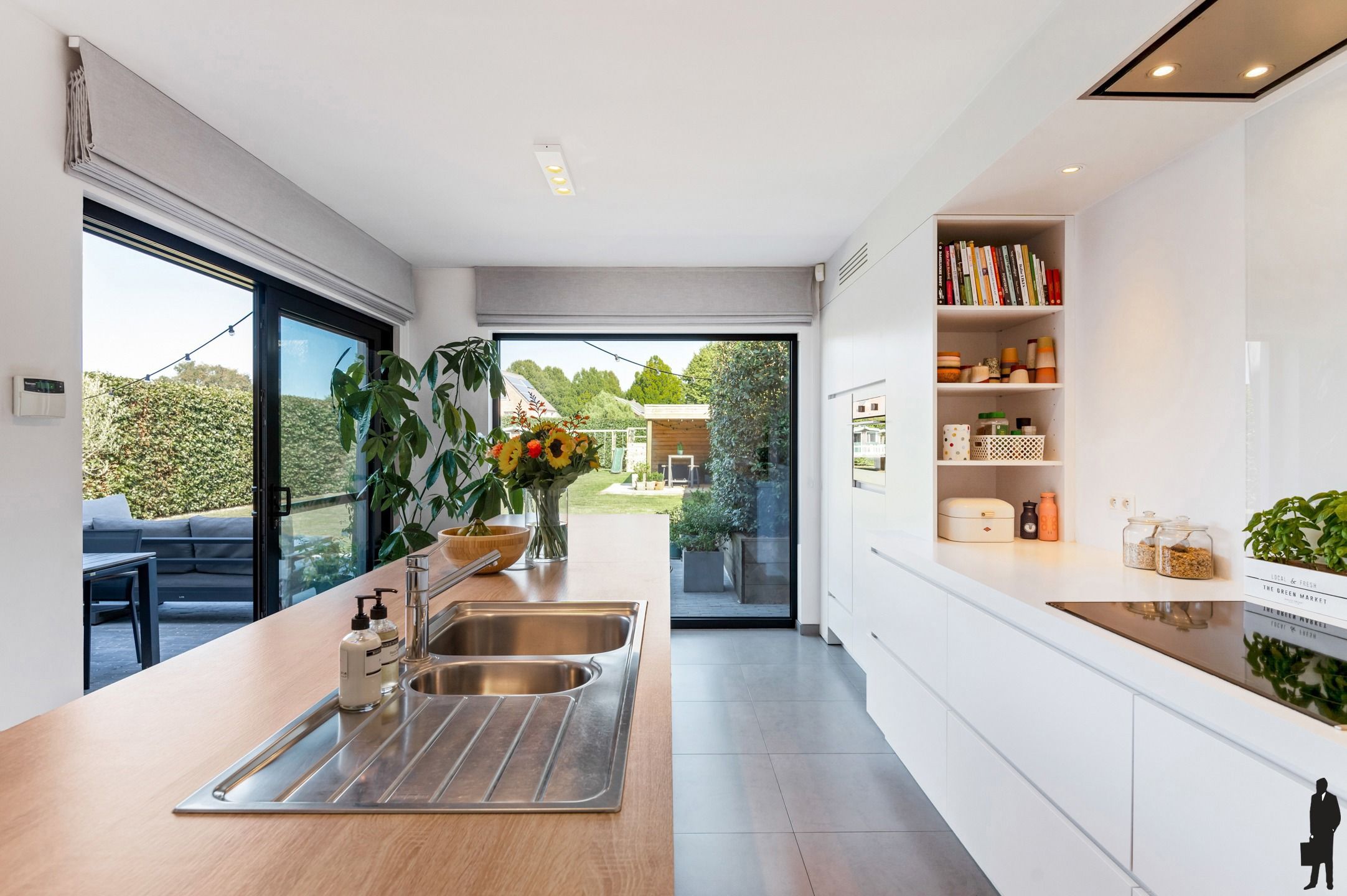 Prachtige energiezuinige woning met 4 slpks, 2 badks en tuin foto 11
