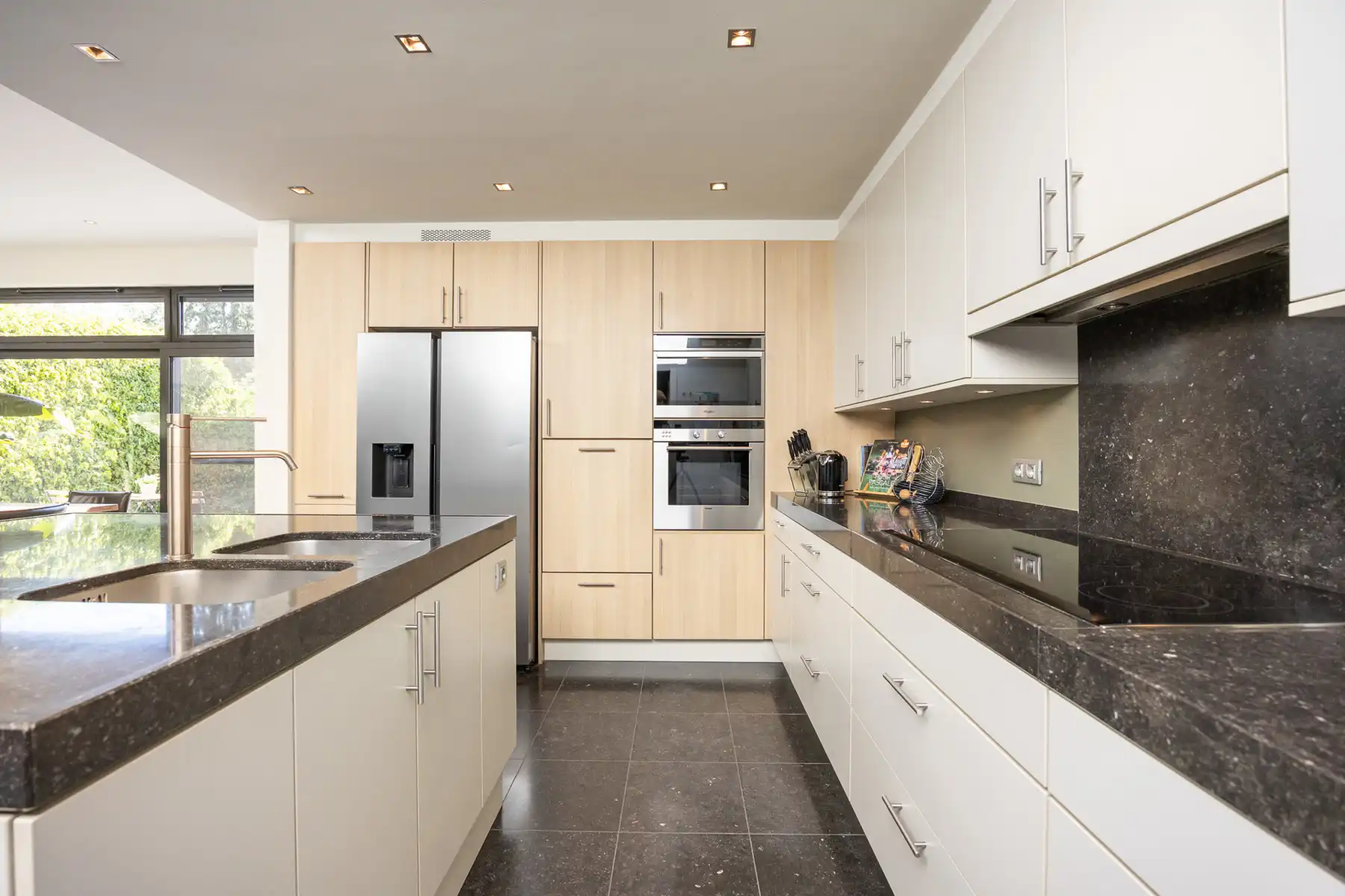 Ruime gezinswoning met rustige tuin en 4 slaapkamers. foto 10