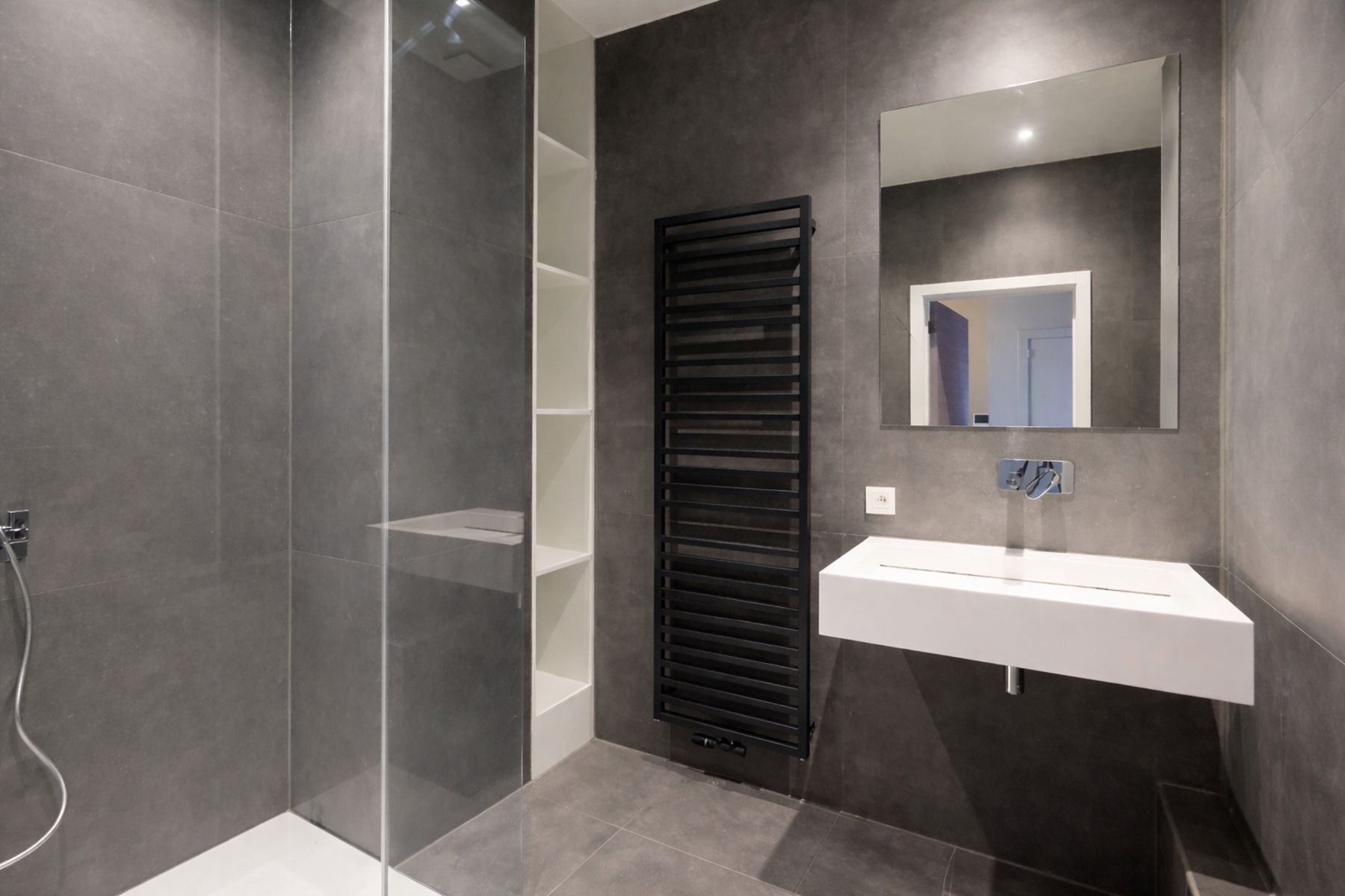 Modern appartement op toplocatie foto 8