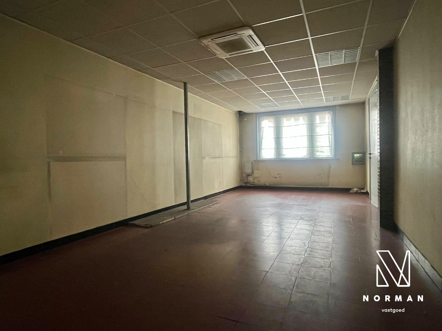 Te renoveren pand te koop in Harelbeke! foto 6