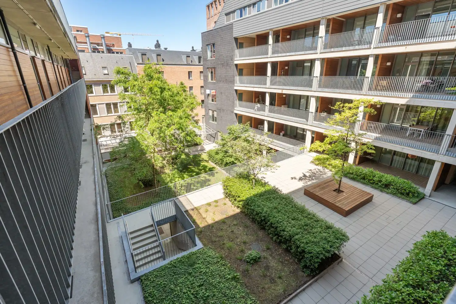 Modern en energiezuinig(A-label) appartement met 1 slaapkamer, een terras, een autostaanplaats, een kelder en een fietsenstalling te centrum Leuven! foto 4