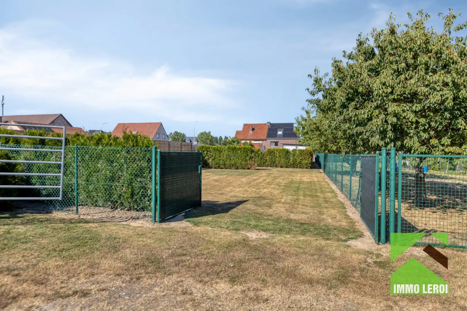 Instapklare gezinswoning met 3 slaapkamers, zwembad en energiezuinige technieken foto 29