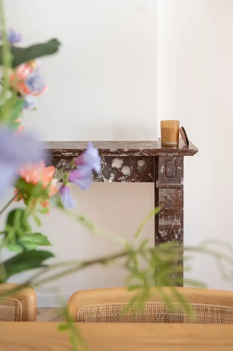 Appartement vol authentieke charme nabij de Dageraadplaats foto 8