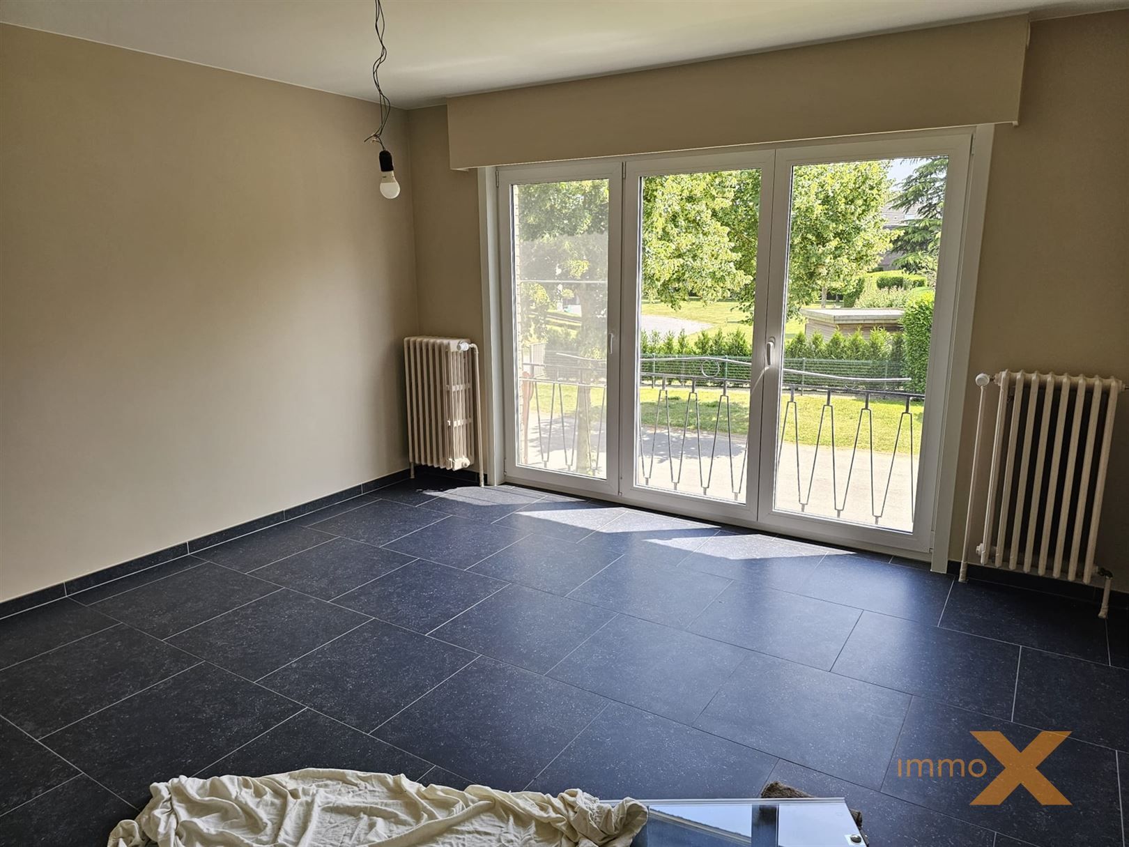 GERENOVEERDE INSTAPKLARE WONING MET GARAGE foto 24