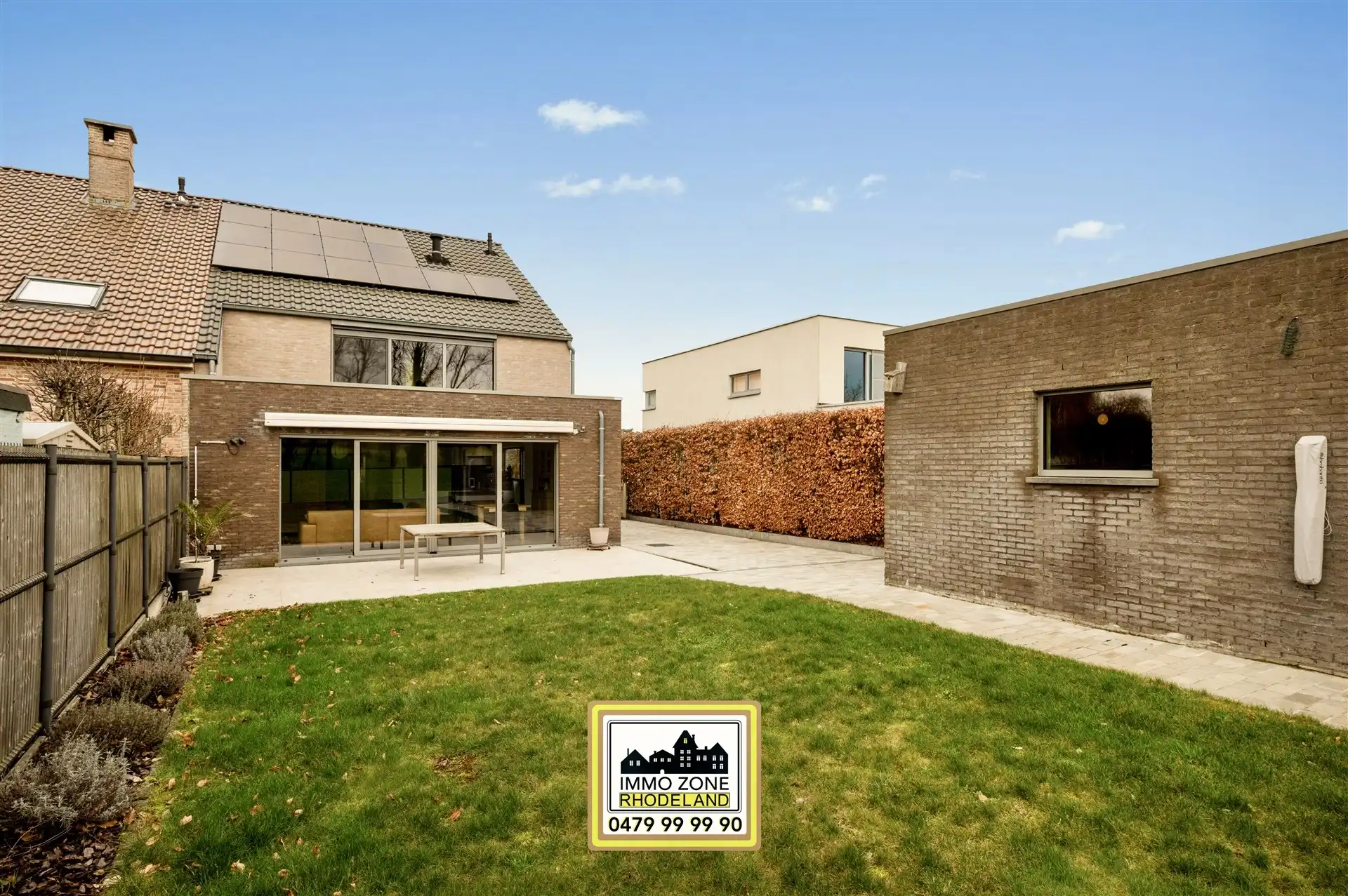 Prachtige woning met 4 slpks, 2 bdks in groene omgeving foto 28