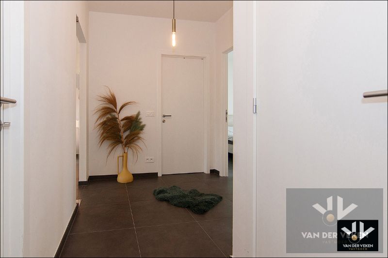 MOOI AFGEWERKT 2SLPK APPARTEMENT AAN QUARTIER BLEU foto 5