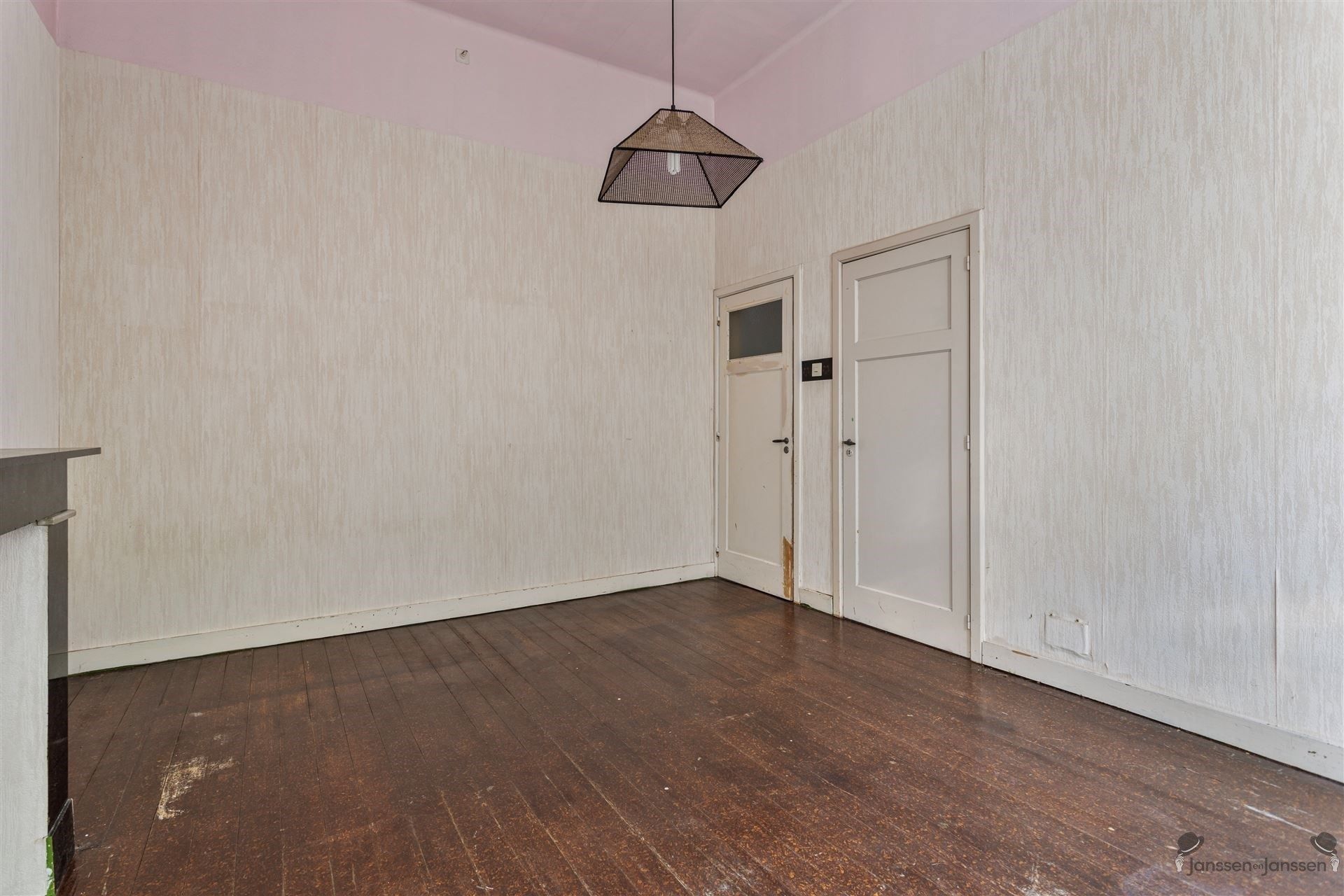Uniek te renoveren herenhuis met 6 slaapkamers te Leopoldsburg centrum foto 18