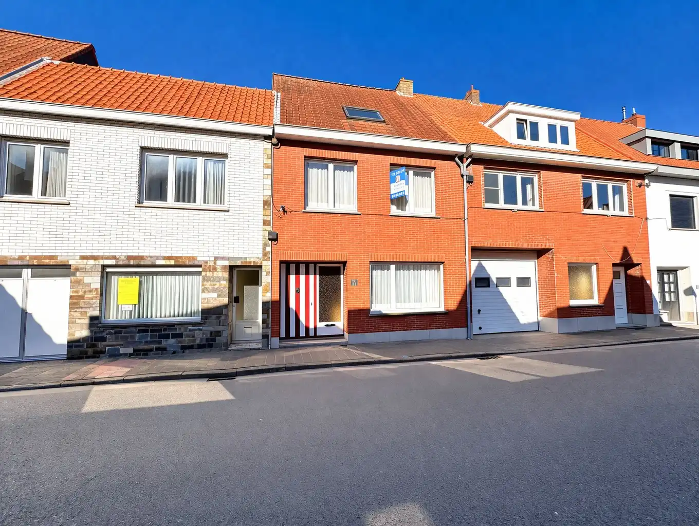 Hoofdfoto van de publicatie: Woning met zonnige tuin en 4 slaapkamers in Oud-Knokke