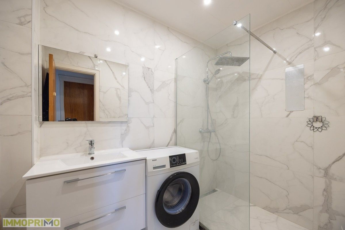 Mooi 2 slaapkamerappartement gelegen op de 9de verdieping met prachtig zicht foto 11