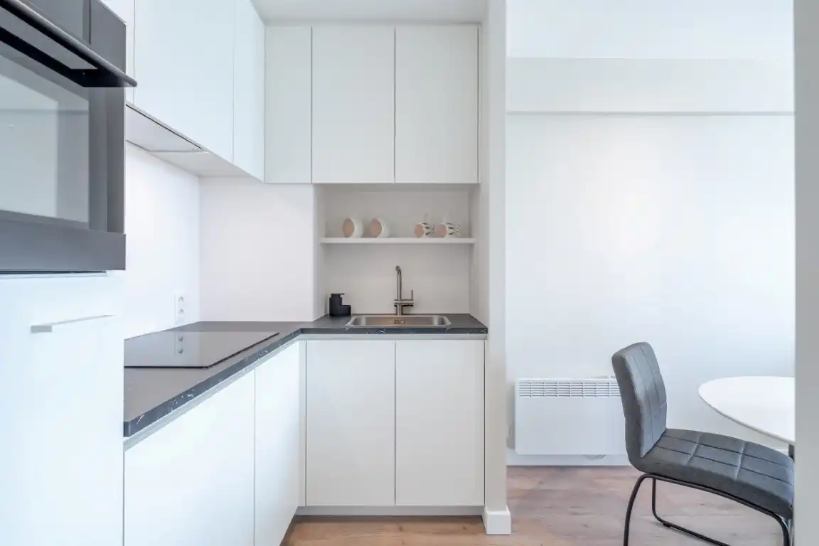 Volledig vernieuwd app met zeezicht – klasse, rust en comfort aan de kust foto 9