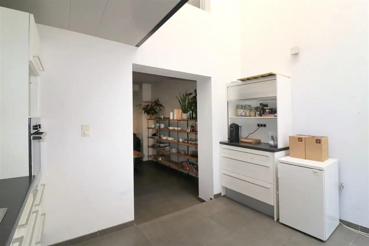 Stadswoning met 3 slpk., toffe keuken en binnenplaats   foto 9