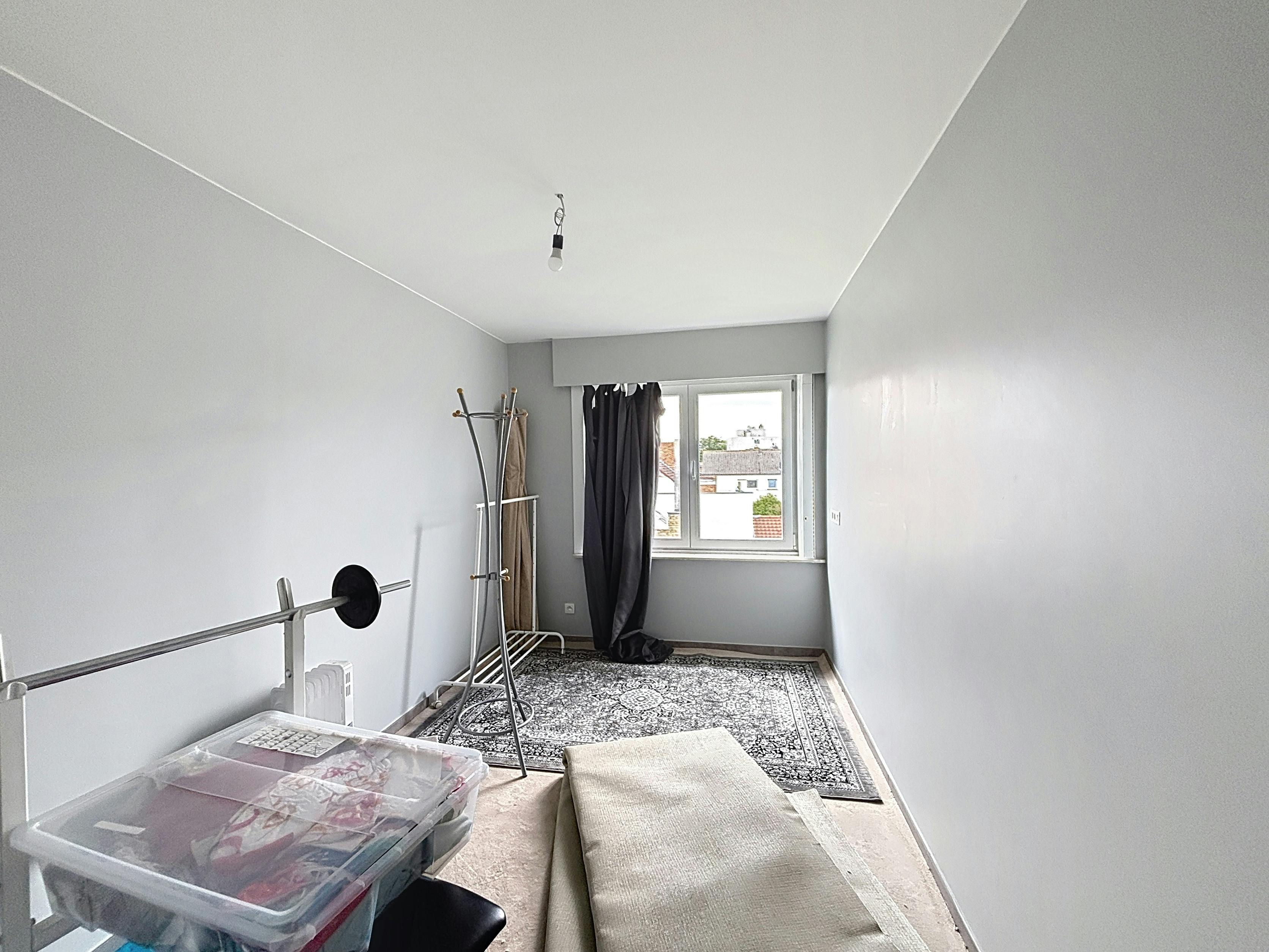 Gerenoveerd appartement met garage te koop, St-Michiels foto 8