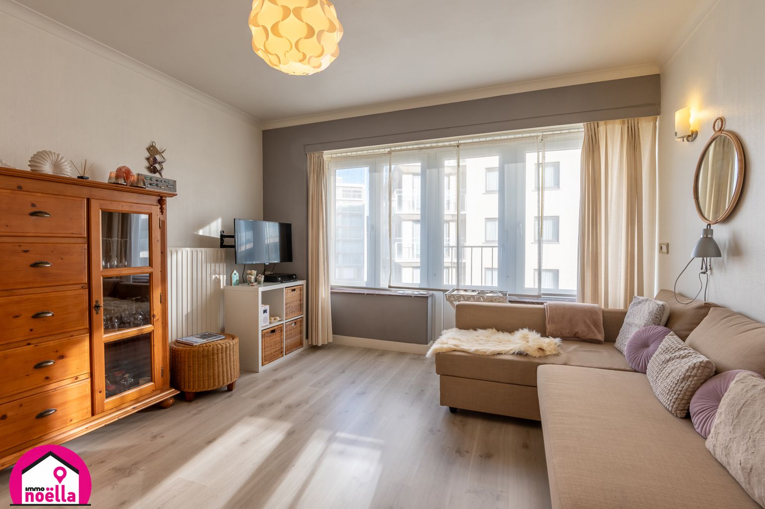 TE KOOP 2 SLAAPKAMER APPARTEMENT MET ZIJDELINGS ZEEZICHT! foto 2