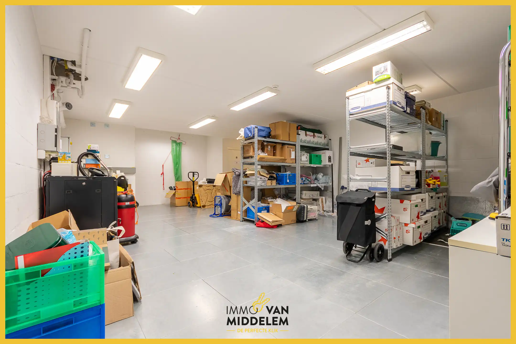 ENERGIEZUINIGE HANDELSRUIMTE MET 2 PARKINGS TE ZELLIK foto 5