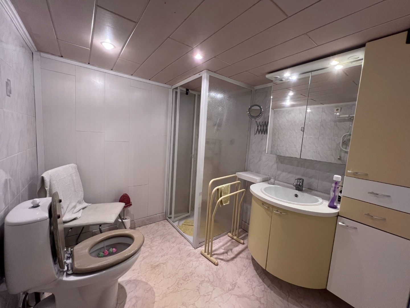 Halfopen bebouwing met twee slaapkamers te koop in Lembeke foto 11