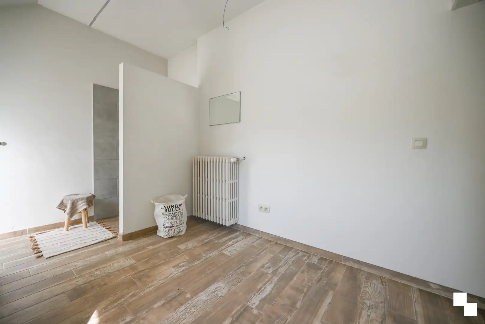 Charmante herenwoning met 4 à 5 slaapkamers te Izegem foto 14